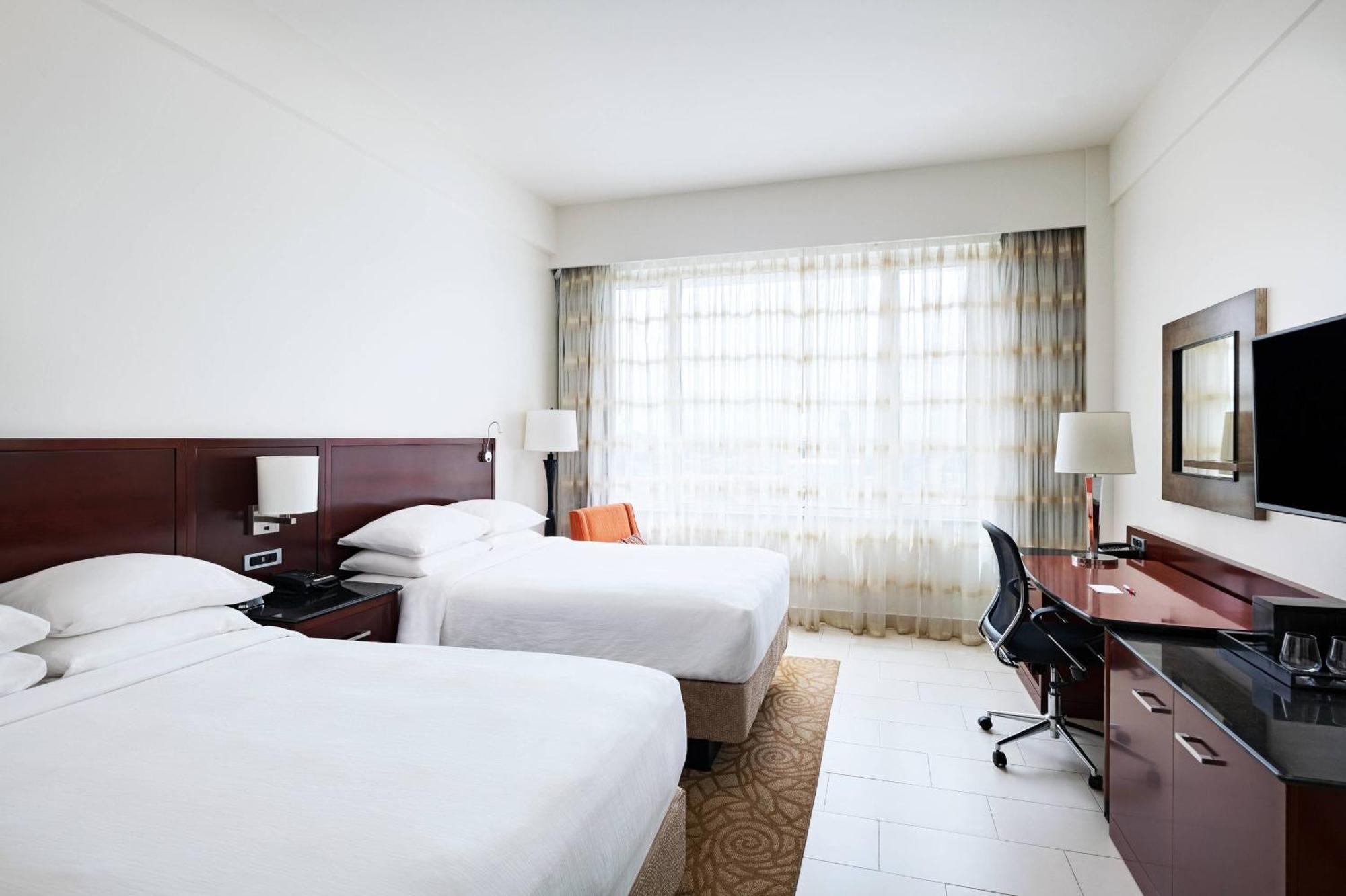 Guyana Marriott Hotel Джорджтаун Экстерьер фото